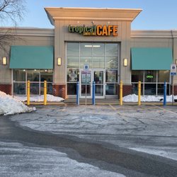 Tropical Smoothie Cafe - Outside