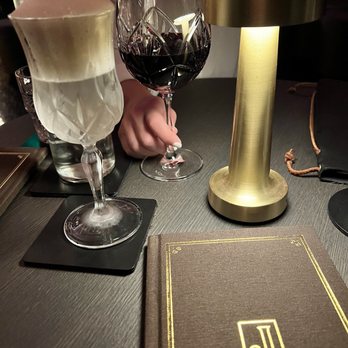 Jekyll - Cocktail Bars Near Me - Tampa, Florida