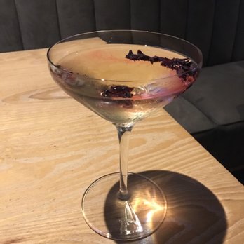 Doc B's Restaurant + Bar - The "Beautiful" cocktail - vodka, elderflower and pear! - New American Near Me - Chicago, Illinois
