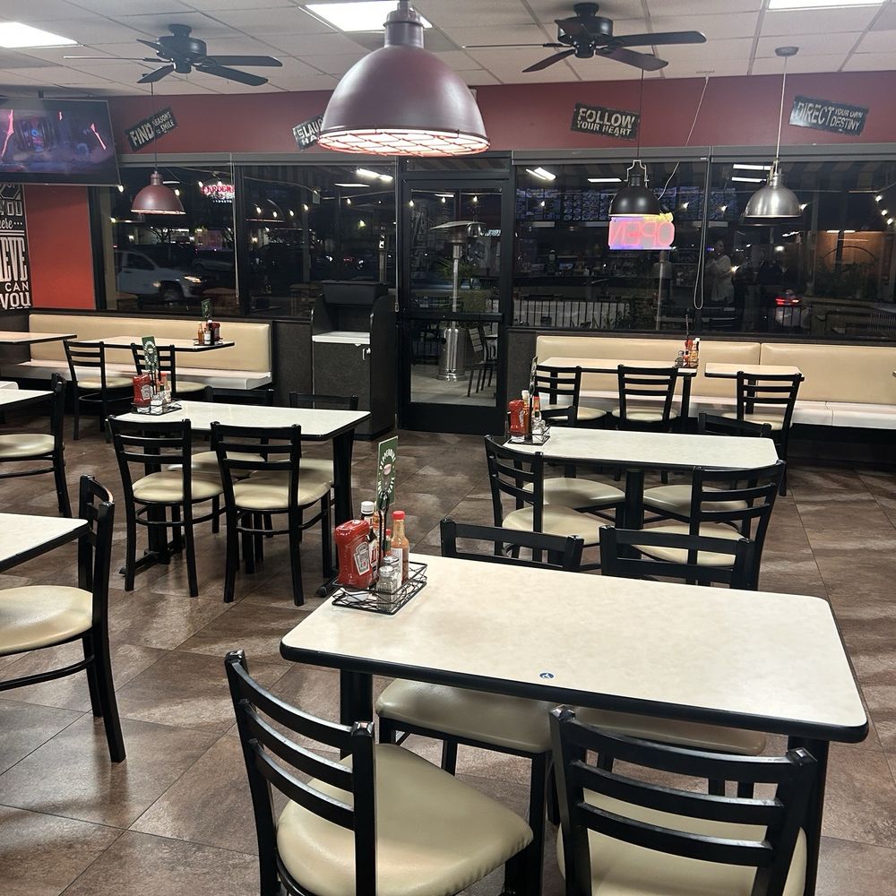 Gus Jr - Inside seating - Breakfast & Brunch Near Me - Perris, California Gus Jr - Inside seating - Breakfast & Brunch Near Me - Perris, California