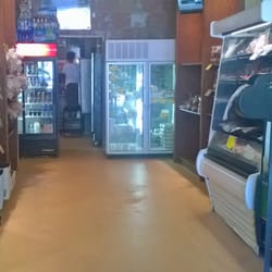 Daddy's Neighborhood Fresh Market - Small grocery space.