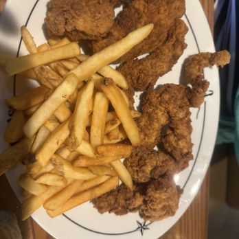 Saltgrass Steak House - Chicken strips and fries. - Seafood Near Me - Stateline, Nevada Saltgrass Steak House - Chicken strips and fries. - Seafood Near Me - Stateline, Nevada