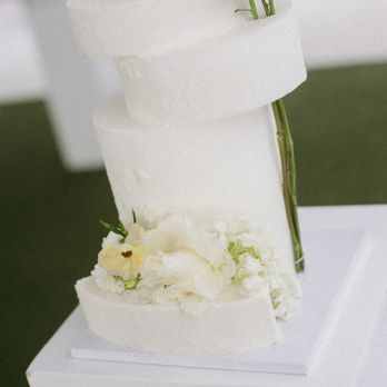 Kimberlys Cakery - Custom Cakes Near Me