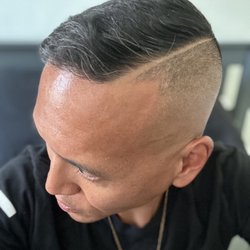 Moe's Barbershop