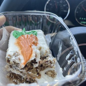 I Heart Cake - Vegan carrot cake - Patisserie/Cake Shop Near Me - San Dimas, California I Heart Cake - Vegan carrot cake - Patisserie/Cake Shop Near Me - San Dimas, California