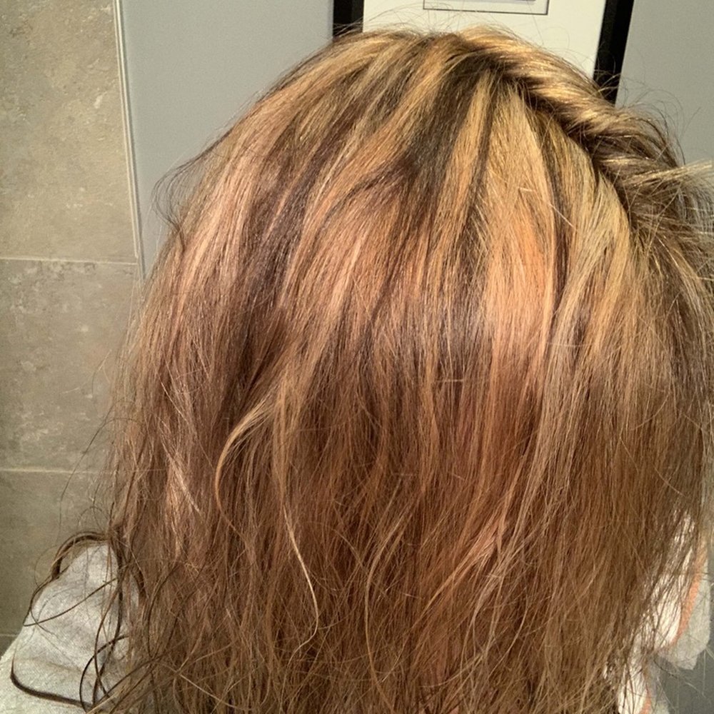Tambi Salon - Tambi is very unprofessional and incompetent. I got ORANGE hair and she blamed me saying she didn't have enough time to leave foils on. - Hair Salons Near Me - Bettendorf, Iowa Tambi Salon - Tambi is very unprofessional and incompetent. I got ORANGE hair and she blamed me saying she didn't have enough time to leave foils on. - Hair Salons Near Me - Bettendorf, Iowa