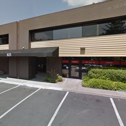 Sebastopol Optometry - Front view of the building.
