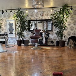 Ronin Barber Shop