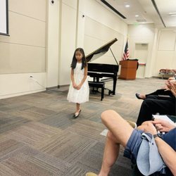 Triyarn Piano Studios - First time at the piano recital