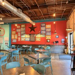 The Porch Kitchen and Cantina - Interior seating