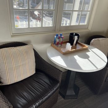 Fogcatcher Inn - Hotels Near Me - Cambria, California