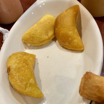 Noches de Colombia - Some of the Mini Empanadas that were left when I decided to take the picture. - Colombian Near Me - Jersey City, New Jersey
