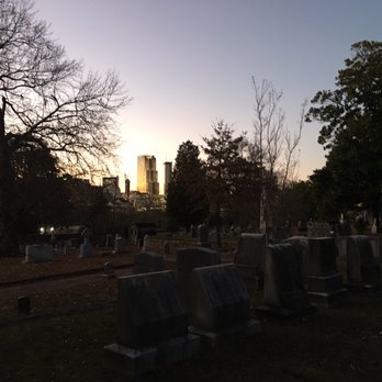 Historic Oakland Cemetery - Landmarks & Historical Buildings Near Me - Atlanta, Georgia