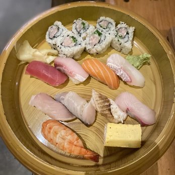 Morimoto Napa - Chefs sushi selection $47 - Japanese Near Me - Napa, California