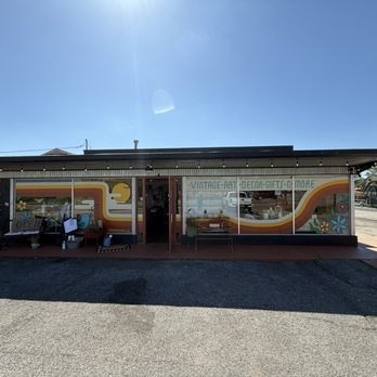 The Mix On Main - Front of building - Used, Vintage & Consignment Near Me - Owasso, Oklahoma The Mix On Main - Front of building - Used, Vintage & Consignment Near Me - Owasso, Oklahoma