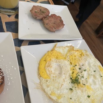 Batter & Berries - House Made Maple Chicken Sausage and 2 Eggs - Breakfast & Brunch Near Me - Chicago, Illinois Batter & Berries - House Made Maple Chicken Sausage and 2 Eggs - Breakfast & Brunch Near Me - Chicago, Illinois