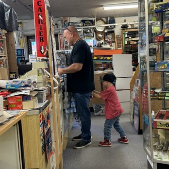 Central Coast Trains - Toy Stores Near Me - Atascadero, California Central Coast Trains - Toy Stores Near Me - Atascadero, California
