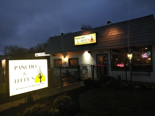 Pancho and Lefty's by null