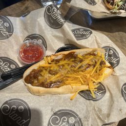1/4 LB Classic Chili Dog 1/4 LB Classic Chili Dog