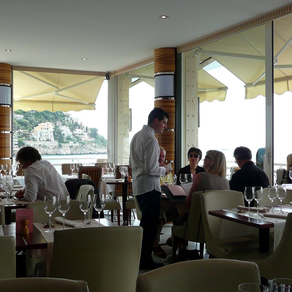 La Réserve - La Reserve 'Bistro' with a lovely view of the Baie des Anges and Nice port - French Near Me - Nice, 06
