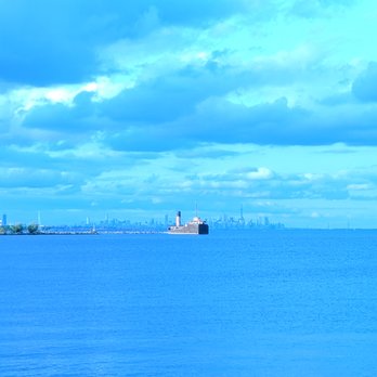 J.C. Saddington Park - View of Toronto Skyline - Parks Near Me - Mississauga, Ontario J.C. Saddington Park - View of Toronto Skyline - Parks Near Me - Mississauga, Ontario
