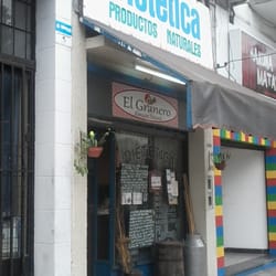 El Granero - El frente de la pequeña dietética.