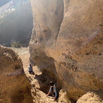 Cave of Munits - Hiking Near Me - West Hills, California Cave of Munits - Hiking Near Me - West Hills, California