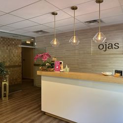 Ojas Massage and Skin Care - Stevenson - Beautiful reception area