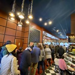 Chit Chat Diner - The line