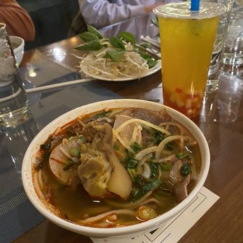 Pho VietFresh - Bun bo hueq - Vietnamese Near Me - Herndon, Virginia Pho VietFresh - Bun bo hueq - Vietnamese Near Me - Herndon, Virginia