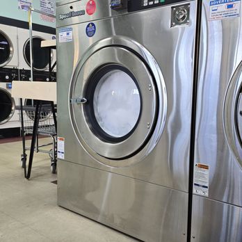 Fast Fresh Laundromat - Laundromat Near Me - Orlando, Florida