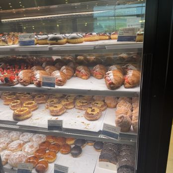 Paris Baguette - Pastries - Bakeries Near Me - Mansfield, Texas