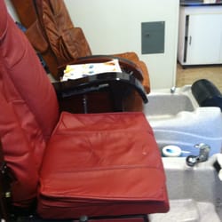 A&L Nails - Just sit back , relax and enjoy the pampering !