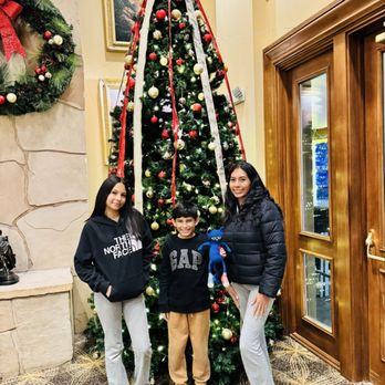 Grand Canyon Railway Hotel - Here for the holidays! - Hotels Near Me - Williams, Arizona Grand Canyon Railway Hotel - Here for the holidays! - Hotels Near Me - Williams, Arizona