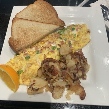 Keke's Breakfast Cafe - Western Omelette - Breakfast & Brunch Near Me - Boynton Beach, Florida
