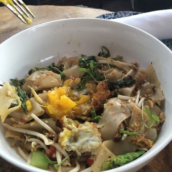 Wallflower - Kue teaw - Asian Fusion Near Me - Venice, California Wallflower - Kue teaw - Asian Fusion Near Me - Venice, California