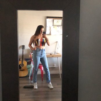 Vital Forze Personal Training - I know this isn't the best photo but this is me prior to training. My mid section was my biggest insecurity and so we're my arms. - Trainers Near Me