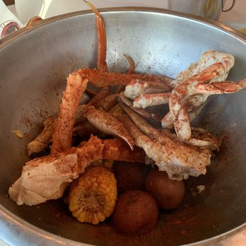 The Crab Pot - Crab crab crab - Seafood Near Me - Long Beach, California The Crab Pot - Crab crab crab - Seafood Near Me - Long Beach, California