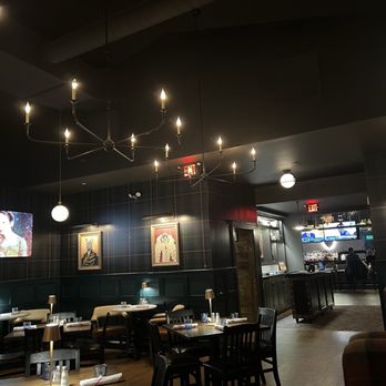 The Crown Tavern - Dining area - Breweries Near Me - Glen Mills, Pennsylvania