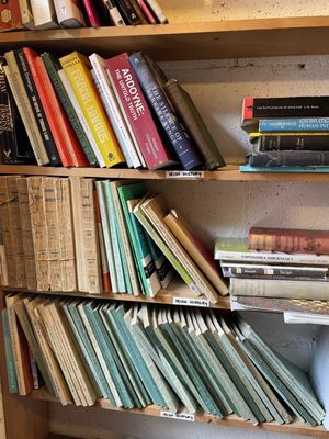 Armchair Books by null