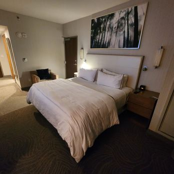 The Westin Jackson - King bed - Hotels Near Me - Jackson, Mississippi