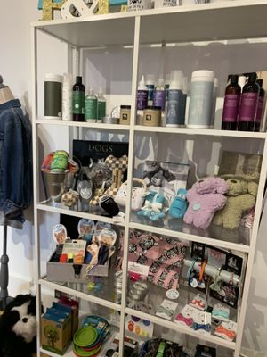Bella & Lindy Pet Boutique by null