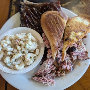 Main Deck - The garlic bread heart made me smile - Comfort Food Near Me - Inglis, Florida