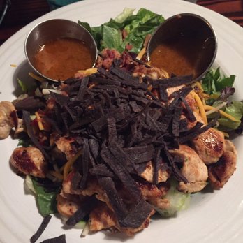 Green Chile Kitchen - Southwest chicken fajita salad - Mexican Near Me - Yukon, Oklahoma Green Chile Kitchen - Southwest chicken fajita salad - Mexican Near Me - Yukon, Oklahoma