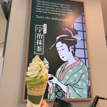 Matcha Cafe Maiko - Jasmine match soft serve - Ice Cream & Frozen Yogurt Near Me - Flushing, New York