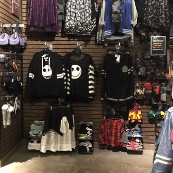 Hot Topic - Women's Clothing Near Me - Hoover, Alabama Hot Topic - Women's Clothing Near Me - Hoover, Alabama