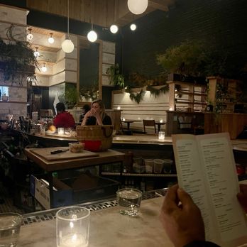 Sisters - Bar seating - Music Venues Near Me - Brooklyn, New York