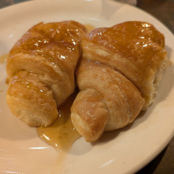 Morgan's Tavern & Grill - Honey croissants - Seafood Near Me - New Bern, North Carolina Morgan's Tavern & Grill - Honey croissants - Seafood Near Me - New Bern, North Carolina