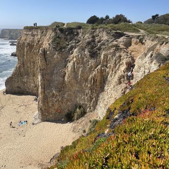 Davenport Beach - 110 feet - Beaches Near Me - Davenport, California