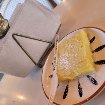Bird Bakery - Lemon Bar - Desserts Near Me - San Antonio, Texas